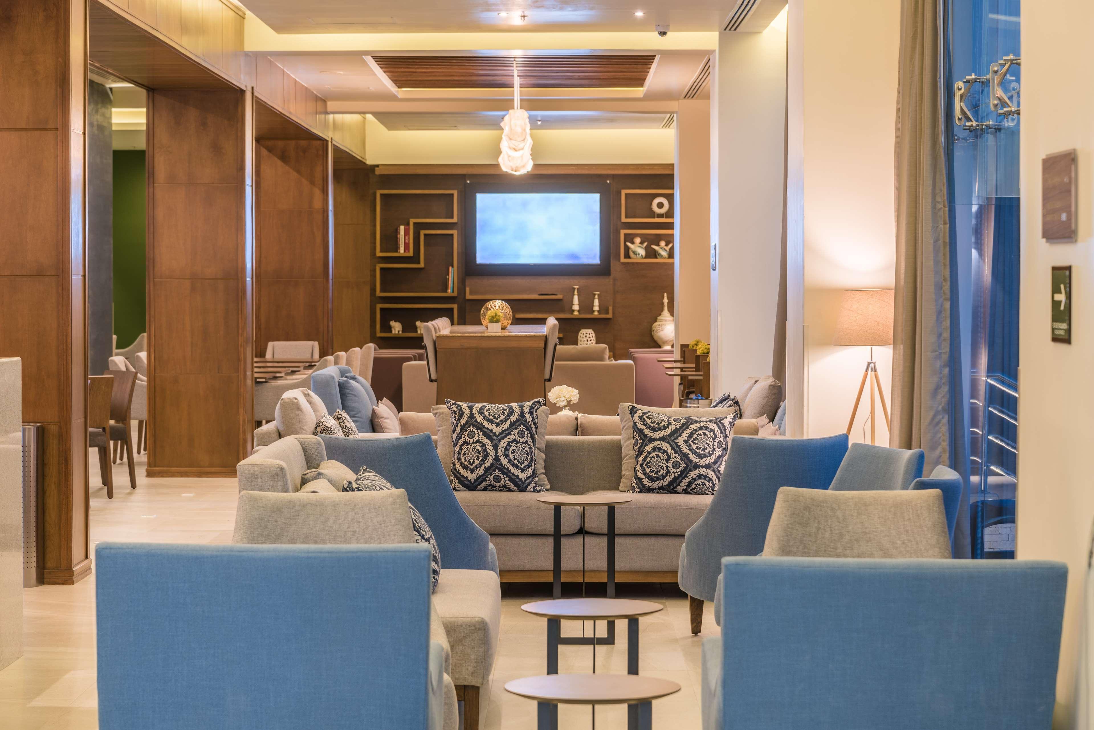 Hampton Inn & Suites By Hilton Salamanca Bajio Exterior foto