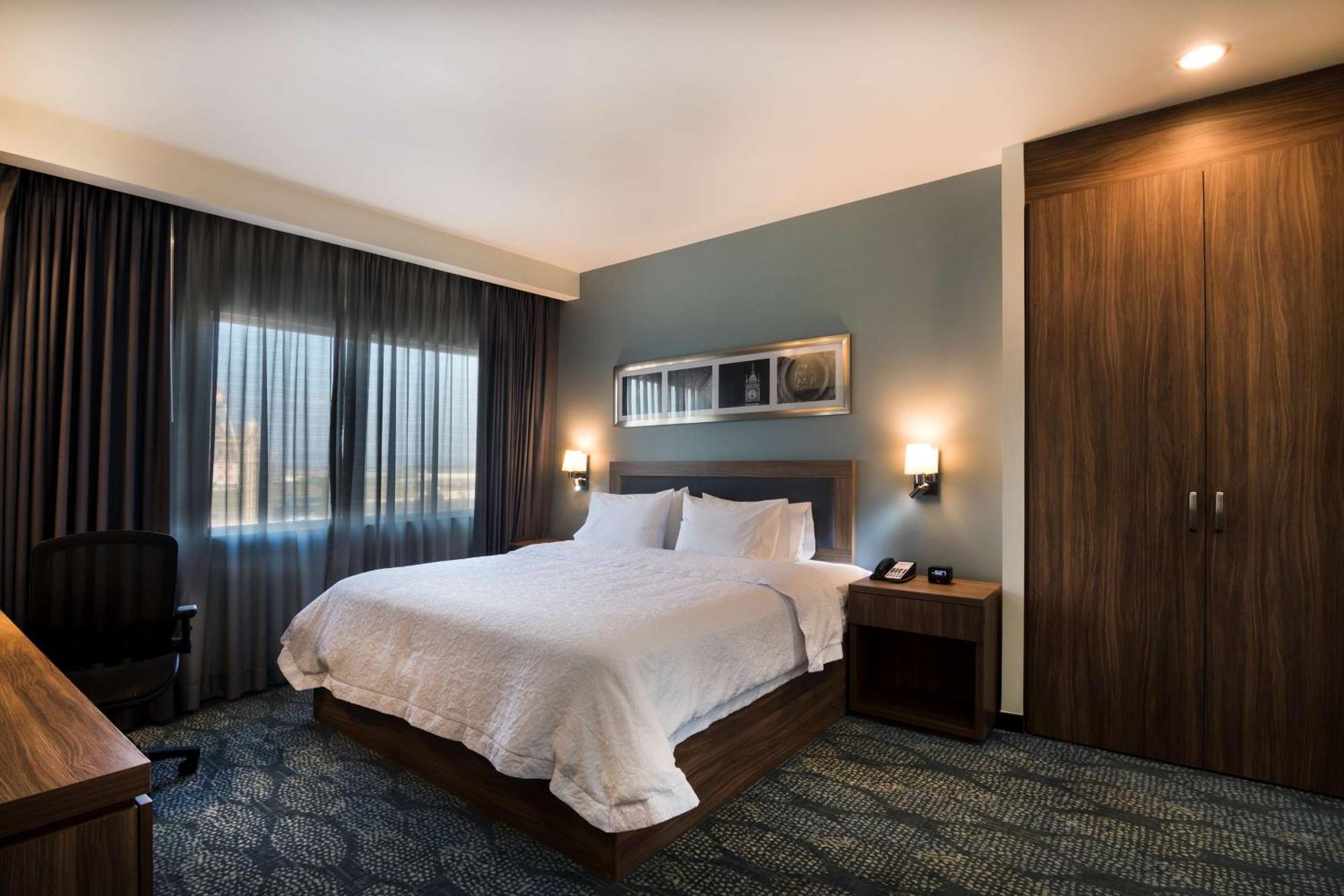 Hampton Inn & Suites By Hilton Salamanca Bajio Exterior foto